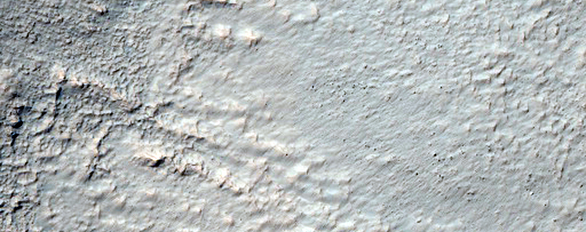 Olivine-Rich Crater Wall in Terra Sirenum