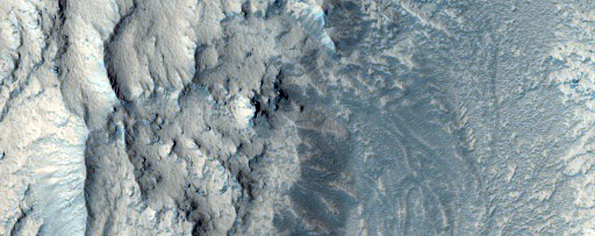 Tomini Crater