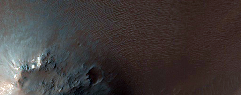 Hematite and Mantle Units in Capri Chasma