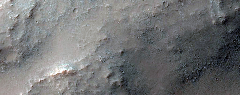 Wrinkle Ridges in Solis Planum