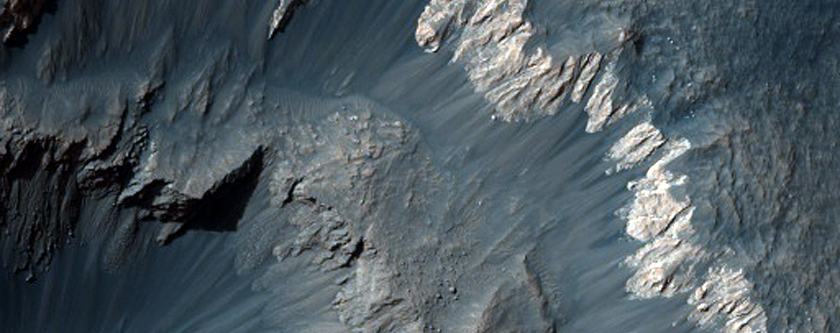 Stereo Anaglyphs of Ada Crater