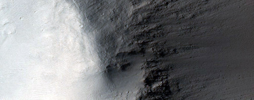 Aeolis Region Fretted Terrain; Physical Properties and Straigraphy