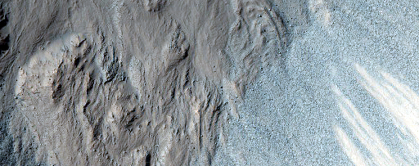 Zumba Crater: Fresh Crater with Impressive Ejecta/Ray Pattern