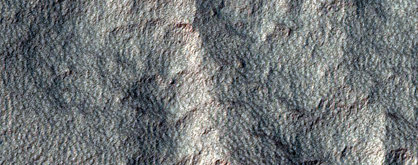 Strutture topografiche a spirale presso Cratere Peneus Patera