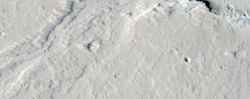 Low Shield with Elongate Summit Depression in North Tharsis Region 