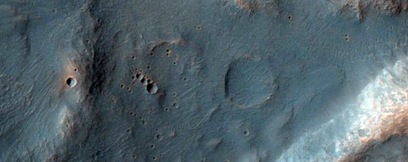 Intra-Crater Landslide South of Pyrrhae Chaos 