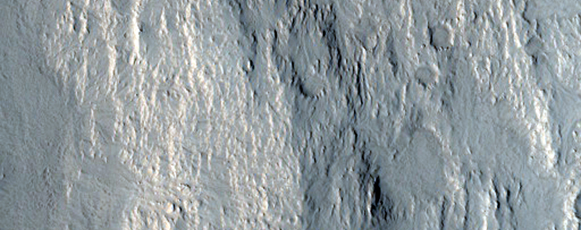 Tooting Crater West Rim and Ejecta 