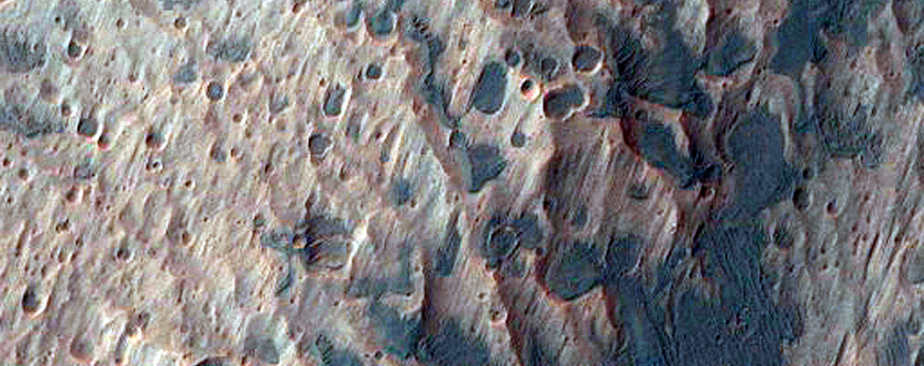 Holden Crater Layers Exposed in Fracture and Crater 