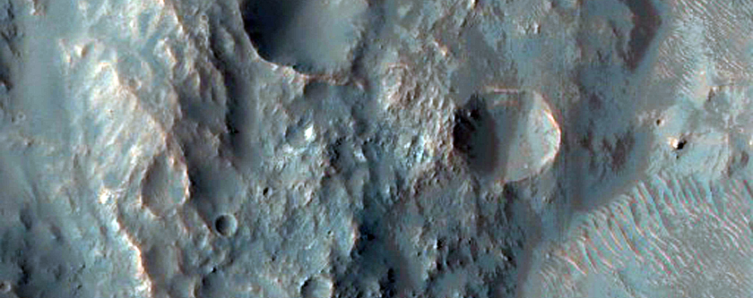 Uzboi Vallis Breach in Holden Crater Rim