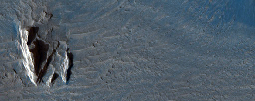 Blocks in the Olympus Mons 