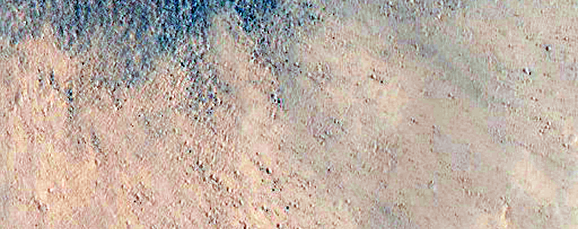 Fresh Small Crater in Daedalia Planum