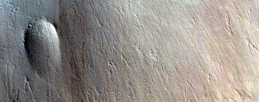 Triangular Avalanche Scar in Olympus Mons Aureole