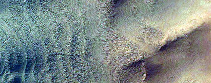Exposure of Polar Layered Deposits within Southern Residual Cap