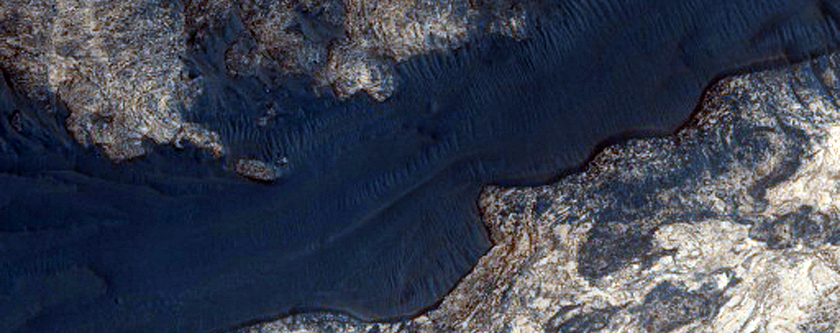  Juvente Chasma Mound: Potential MSL Rover Landing Site