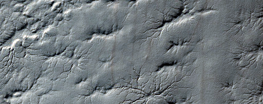 South Polar Layered Deposits Exposure with Fractures and Unconformities