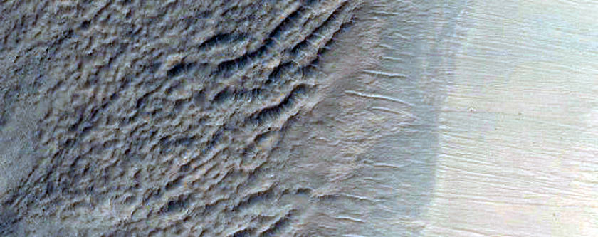 Gullies with Meanders (Corozal Crater)