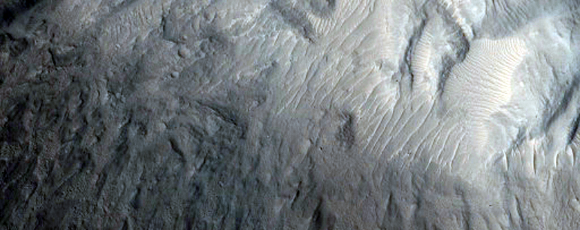Crater in North Elysium Planitia