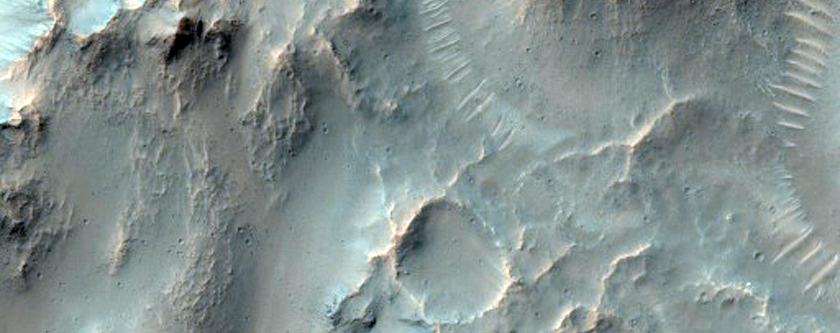 Unnamed Well-Preserved Crater in Terra Cimmeria