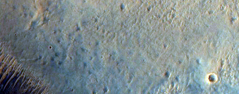 Rayed Crater with Central Peak at Acidalia Planitia-Arabia Terra Boundary