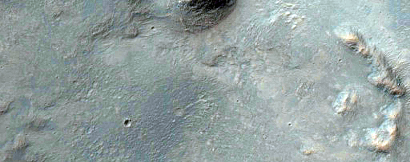 Fresh Complex Unnamed Crater in Hesparia Planum