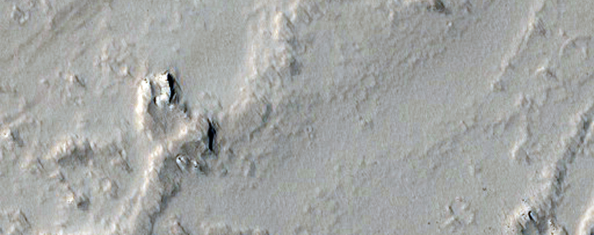 Low Shield Along a Fissure South of Ascraeus Mons