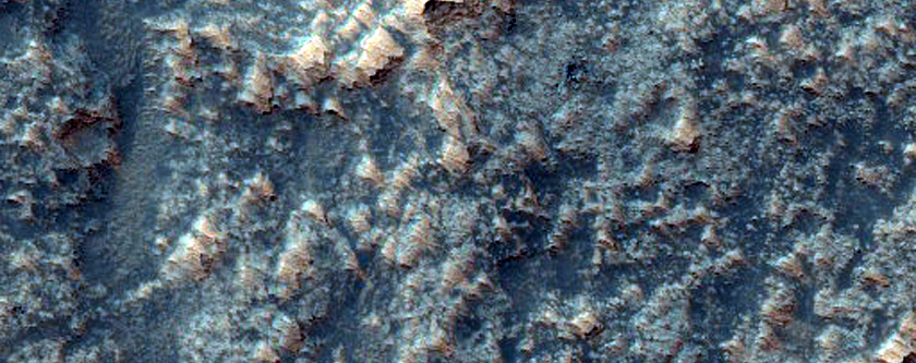 Possible Lava Fissure Vents in Solis Planum