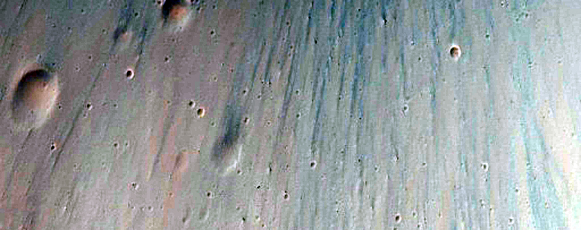 Cut Crater in Ganges Chasma