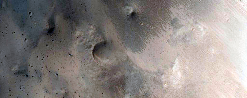 Well-Preserved Unnamed Crater South of Gusev Crater