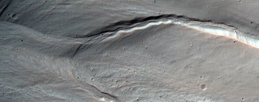 Gullies and Light Streaks on Non-Gullied Slope in MOC Image R12-01094