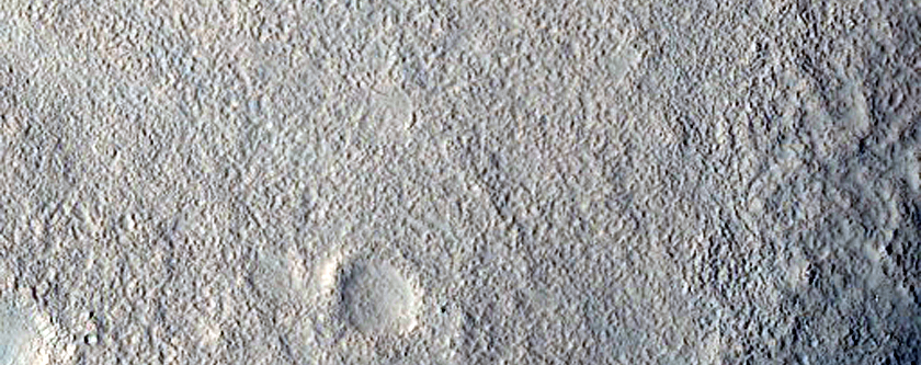 Mounds in and between Craters
