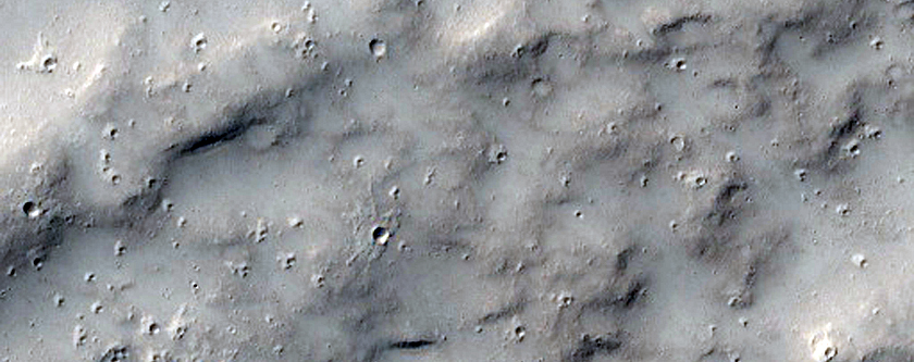 Anatomy of a Well-Defined Crater Ray Emanating from Gratteri Crater