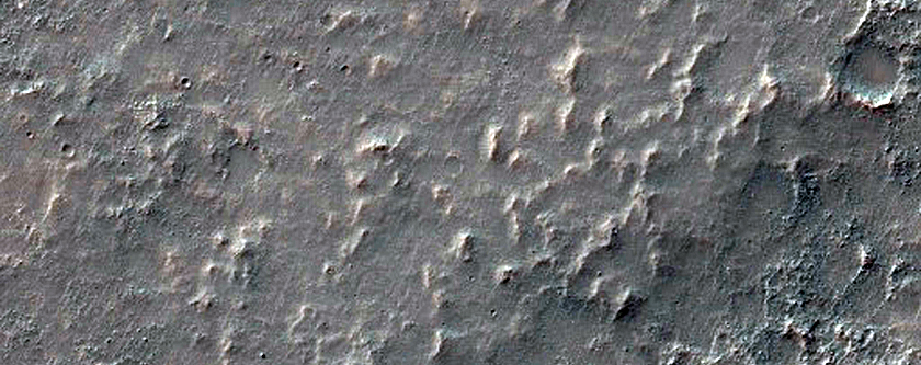 Wrinkle Ridge in Solis Planum