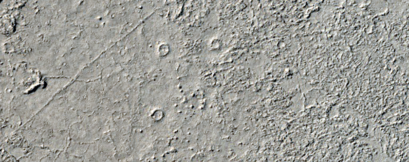 Crter relleno de lava en Elysium Planitia