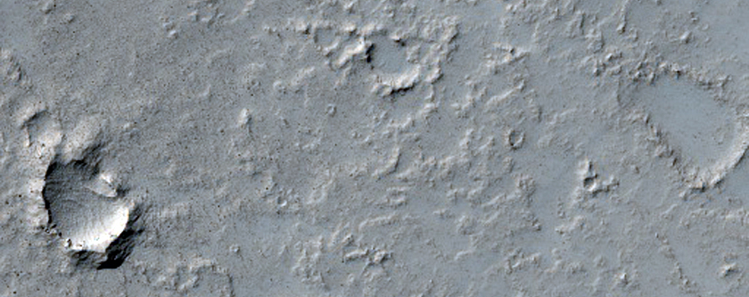 El borde de una colada de Lava: Daedalia Planum