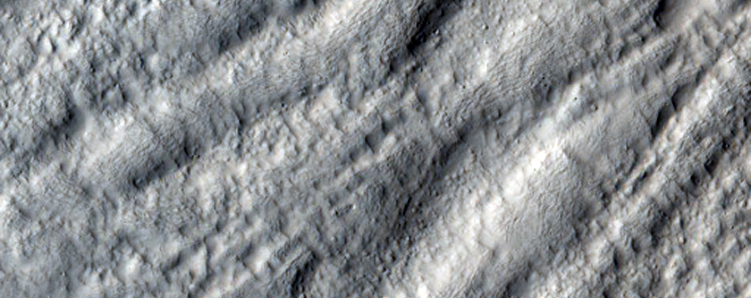 Mounds on Lineated Valley Fill