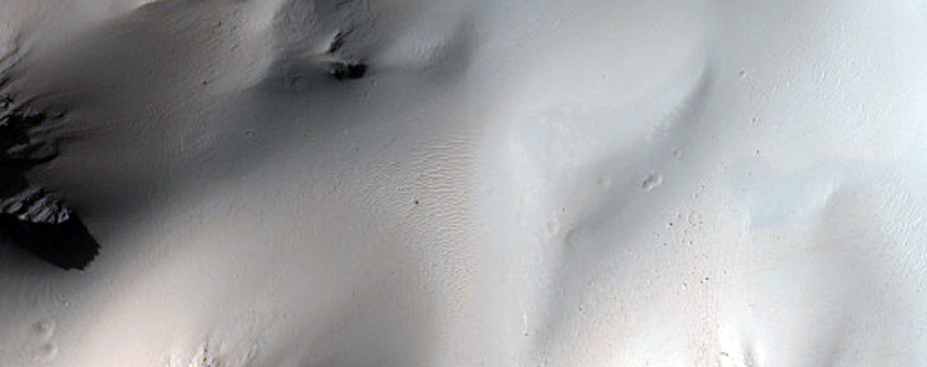 Unnamed Central Pit Crater in Huygens Crater