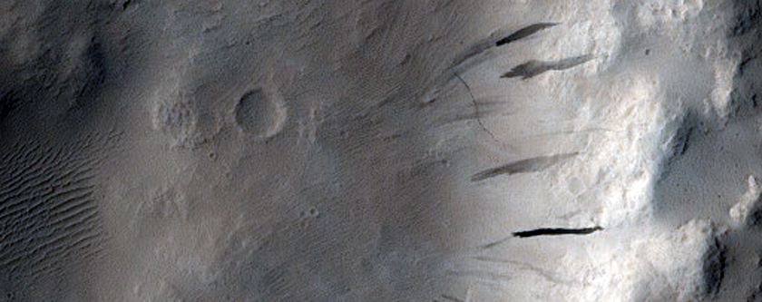 Amazonis Planitia Volcanic Stratigraphy in 5-Kilometer Diameter Crater
