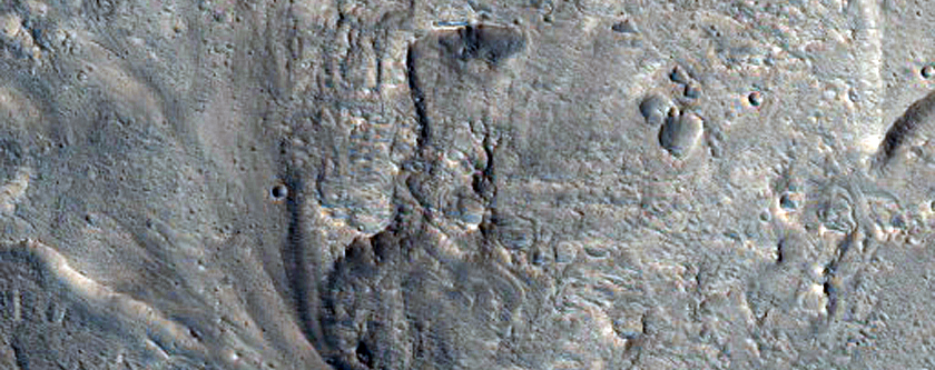Fresh Santa Fe Crater in Chryse Planitia