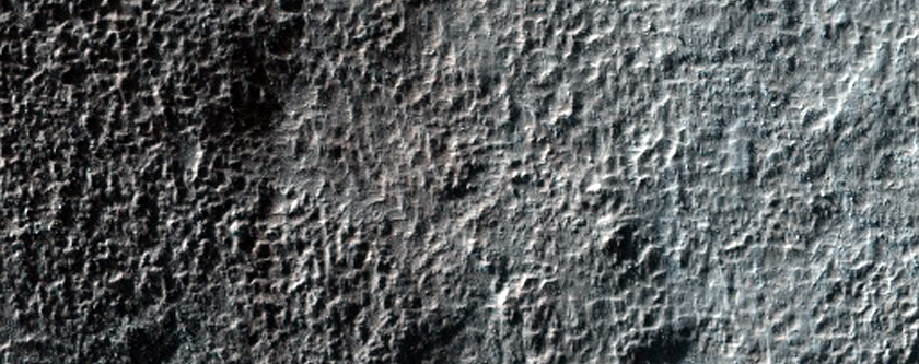 Darker Area in Hartwig Crater in Viking 1 Image 093A06