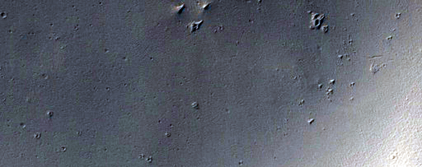 Plain North of West Tithonium Chasma