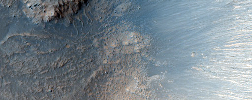 Very Recent Impact Crater West of Elysium Region