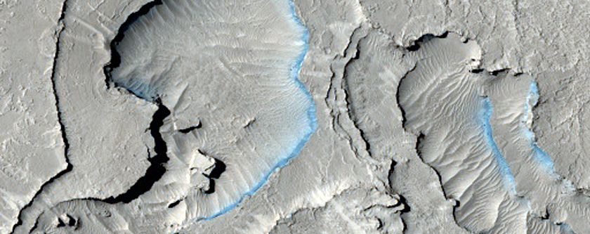 Fenda de ventilação Vulcânica na Elysium Planitia