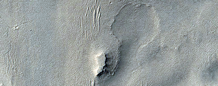 Dark Youthful Impact Site in CTX Image