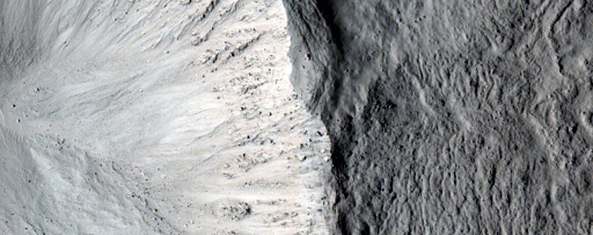 Very Fresh 1-Kilometer Crater