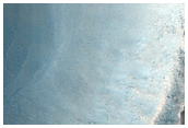 Small Olivine-Rich Crater in Solis Planum
