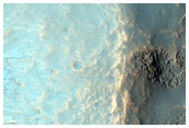 Possible Olivine-Rich Crater Wall in Terra Sirenum