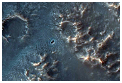 Wrinkle Ridges in Solis Planum