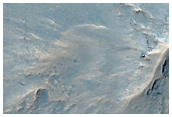 Olivine-Rich Crater Rim Remnant in Terra Sirenum