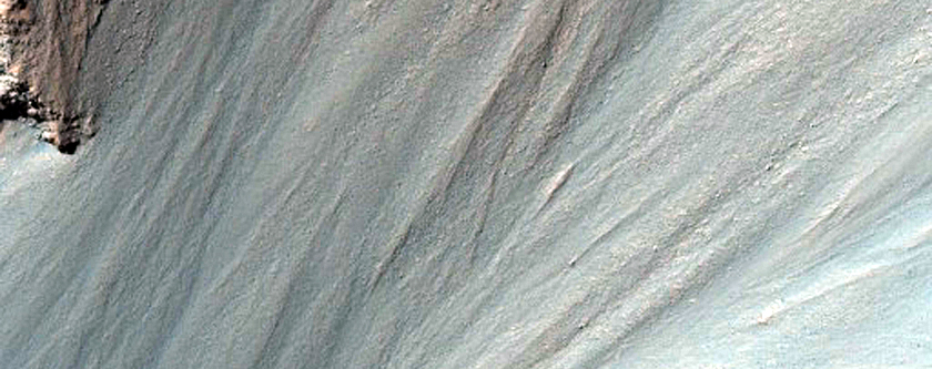 Cliffs in Coprates Chasma