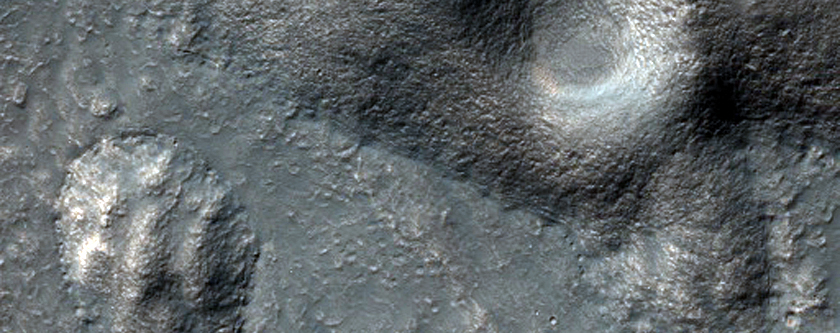Southern Margin of Mantle Material within Crater
